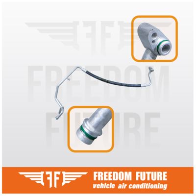 Hilux 88704-0K100 AC Toyota airconditioner slang Fortuner 2.5L zuigleiding 04-11